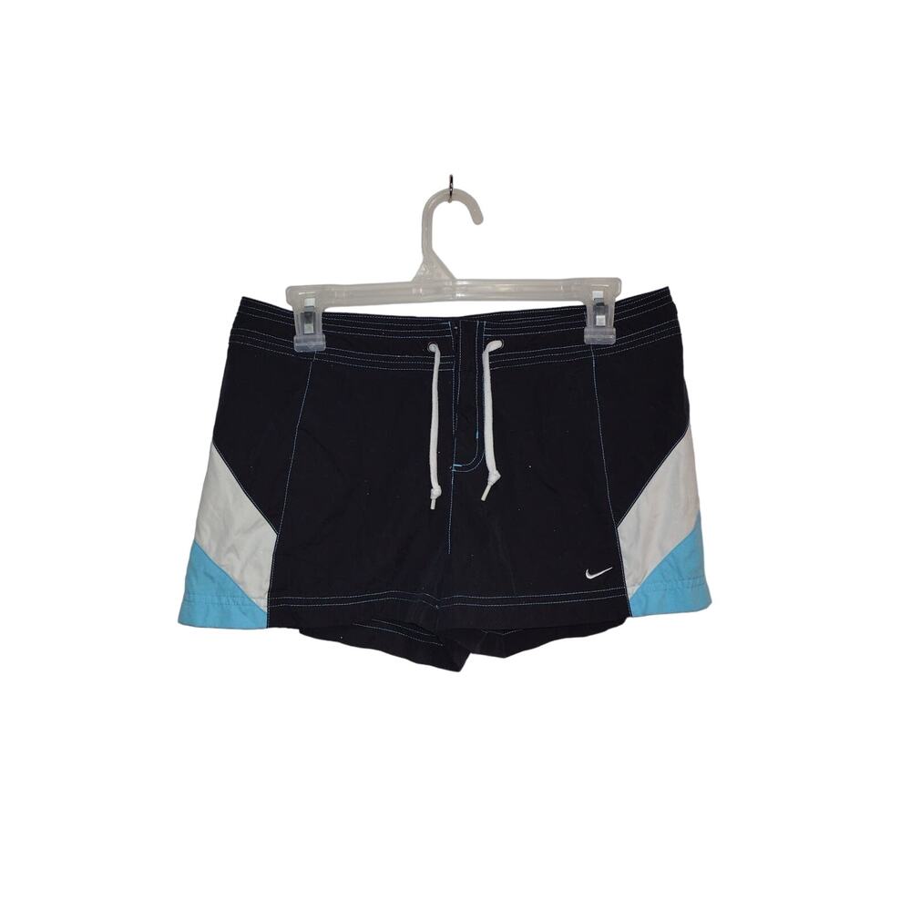 Nike Women's Shorts Size Small